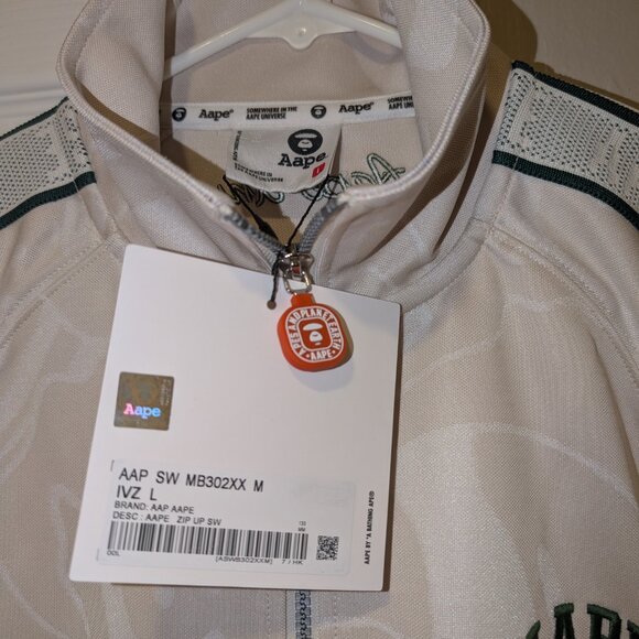 Aape by Bathing Ape track Jacket, NWT, size L - Picture 3 of 3